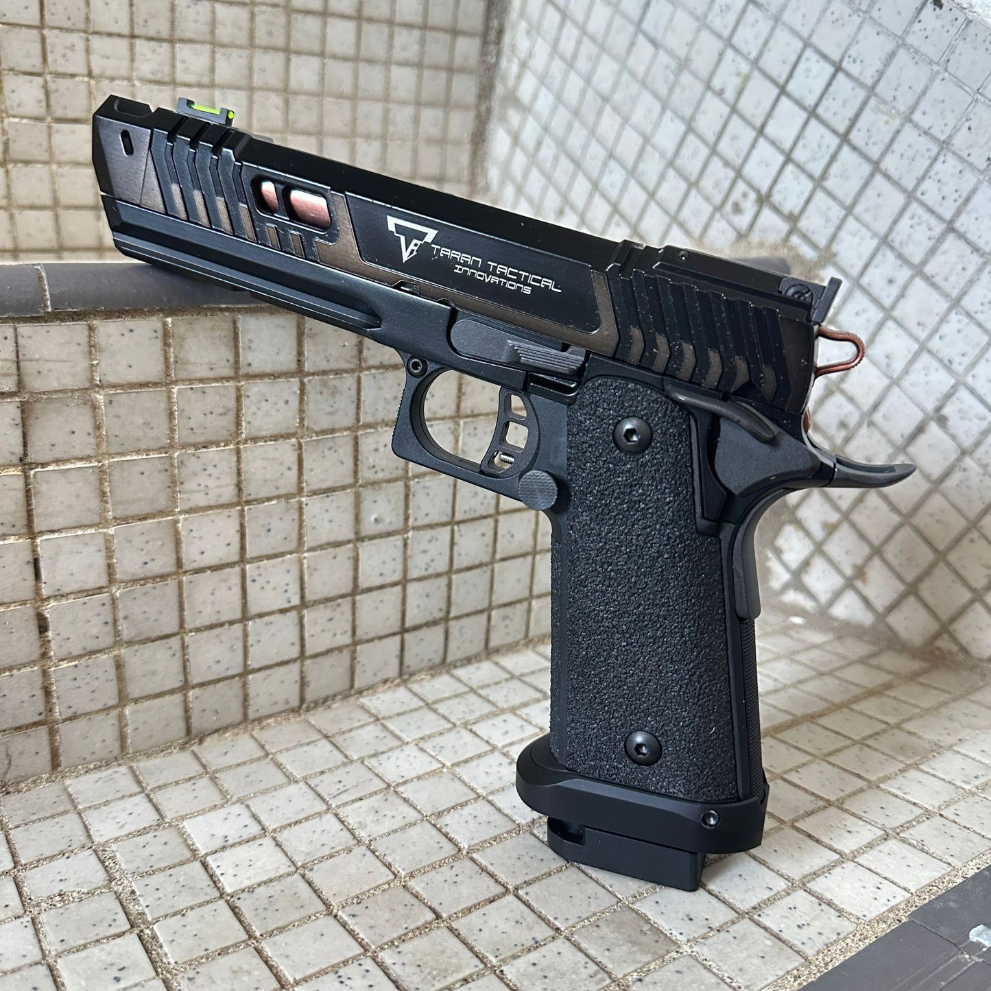 Army TTI Licensed JW4 PIT Viper GBB Pistol Airsoft ( Standard Version , Black ) ( Licensed by Taran Tactical Innovations )