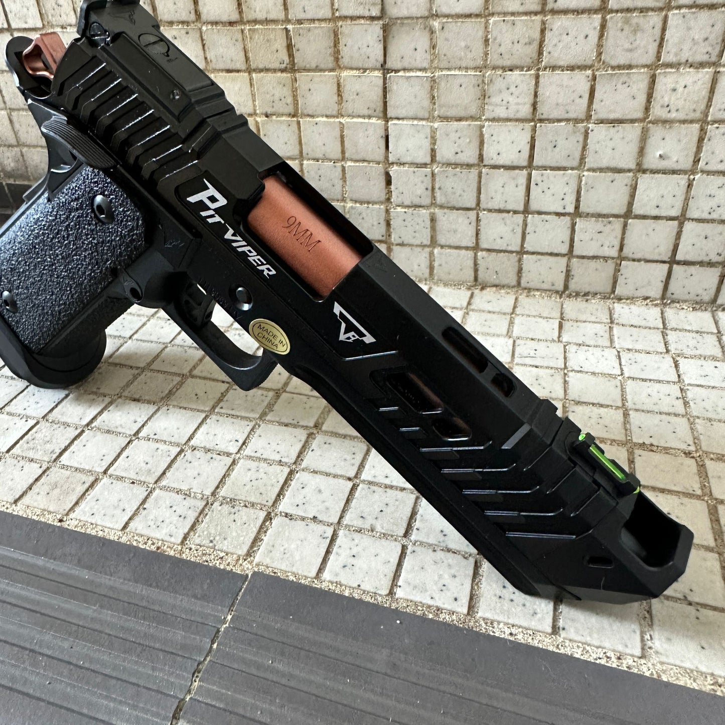 Army TTI Licensed JW4 PIT Viper GBB Pistol Airsoft ( Standard Version , Black ) ( Licensed by Taran Tactical Innovations )