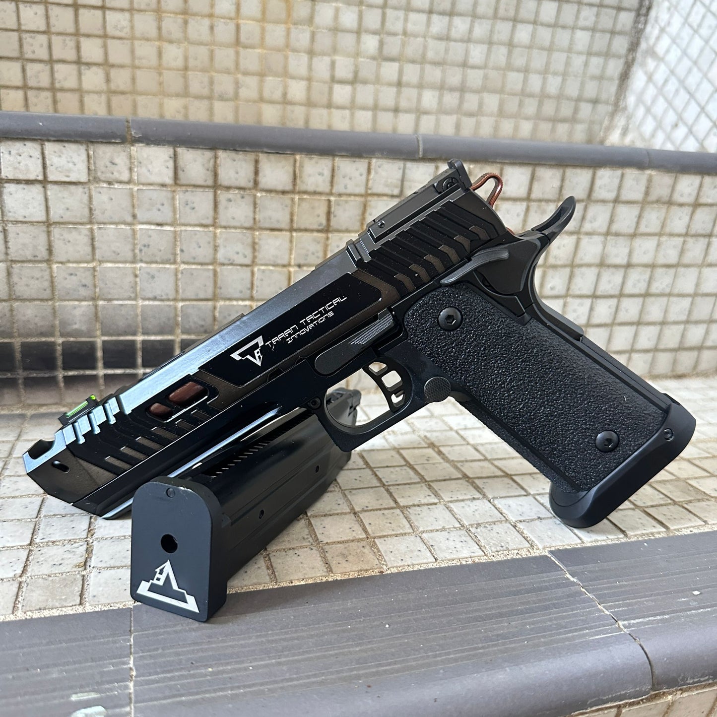 Army TTI Licensed JW4 PIT Viper GBB Pistol Airsoft ( Standard Version , Black ) ( Licensed by Taran Tactical Innovations )